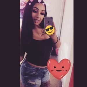 Meet your Posher, Jannet